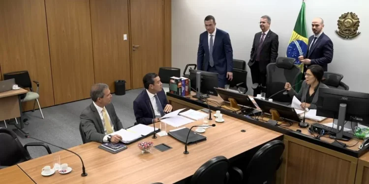 Ex-presidente do BRB diz ter cobrado Vorcaro por informações sobre Tirreno