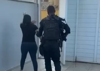 Foragida, “Dama do Crime” e viúva de chefe do CV é presa no RJ