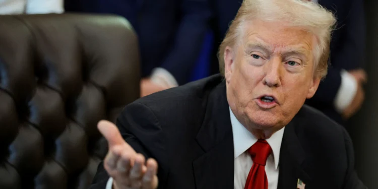 Trump quer ser lembrado por ampliar o território dos EUA, diz professor