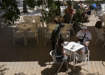 Dissoluções estão em queda na restauração. Em que se baseia o Governo para dar apoios?