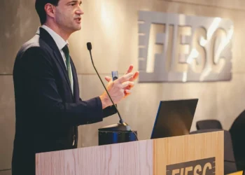 Acordos abrem mercados e competências constroem o desenvolvimento