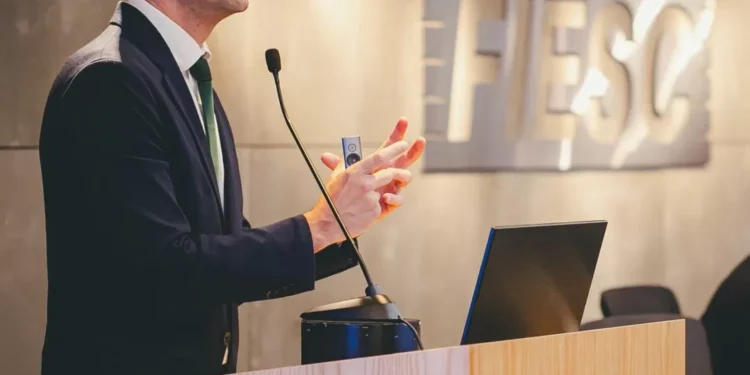 Acordos abrem mercados e competências constroem o desenvolvimento