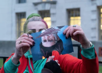 Protestos atuais no Irã são diferentes dos outros desde 1979, diz diplomata