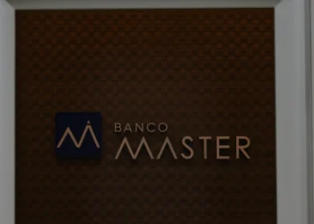 Caso Master cria “guerra de todos contra todos”, diz especialista