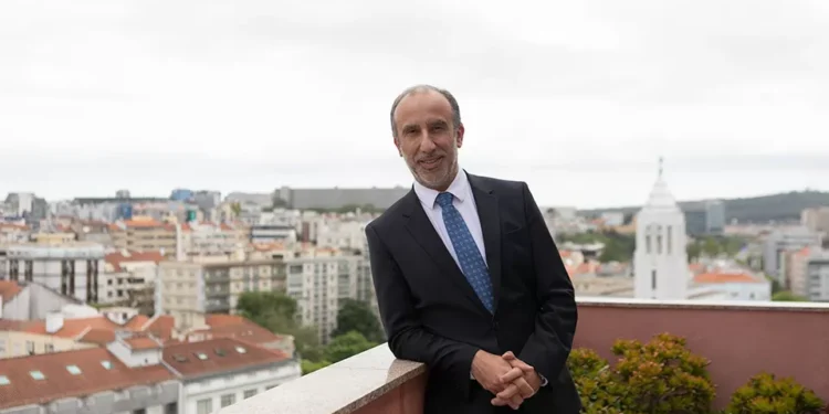 Concorrência alerta para riscos de monopólio no acesso a chips de Inteligência Artificial