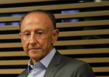 Discussão sobre fim da escala 6×1 precisa ficar para 2027, diz Skaf