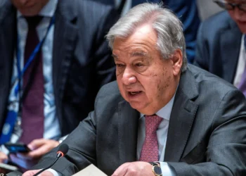 Chefe da ONU condena ataques ao Irã e pede retomada de negociações