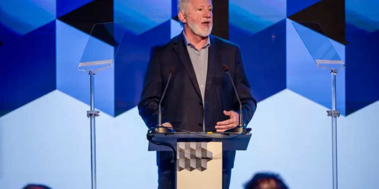 BC: Vivan diz que regra do FGC deve ser revista e que caso Master não afetou captação