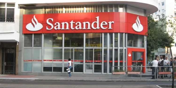 Santander Totta reduz 50 balcões em 2025