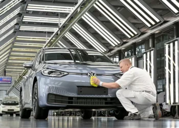 Cortes globais da Volkswagen ameaçam setor em Portugal, segundo XTB