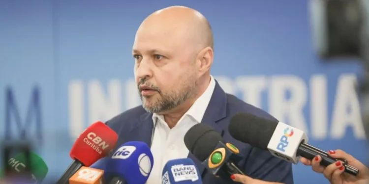 Indústria do Paraná está menos otimista para 2026